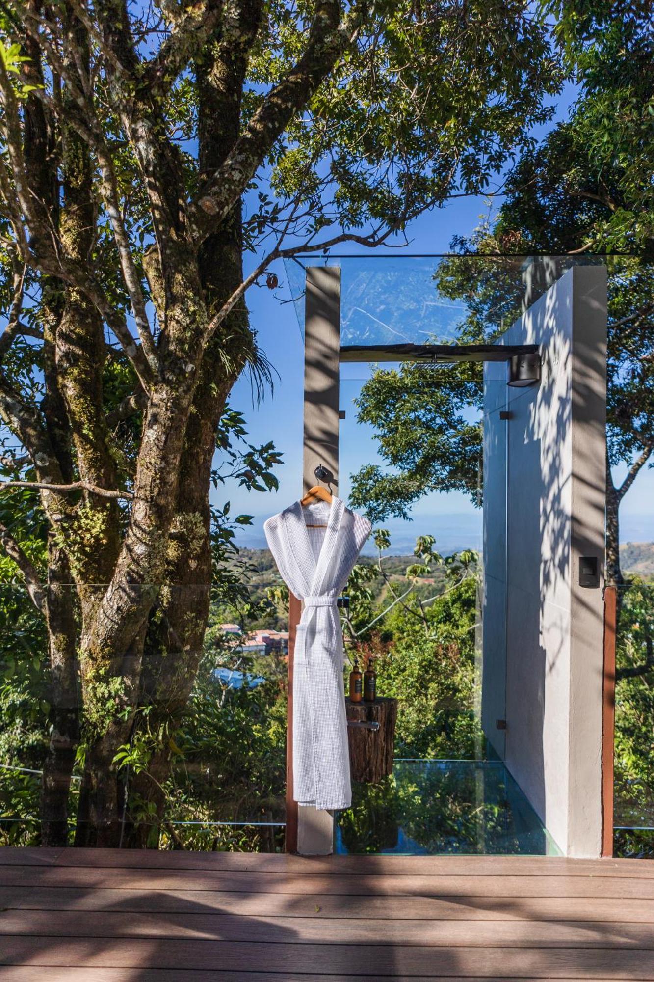 Chira Glamping Resort Monteverde ภายนอก รูปภาพ